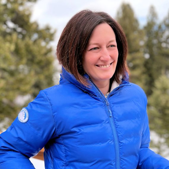 Head shot of Chris Cisneros